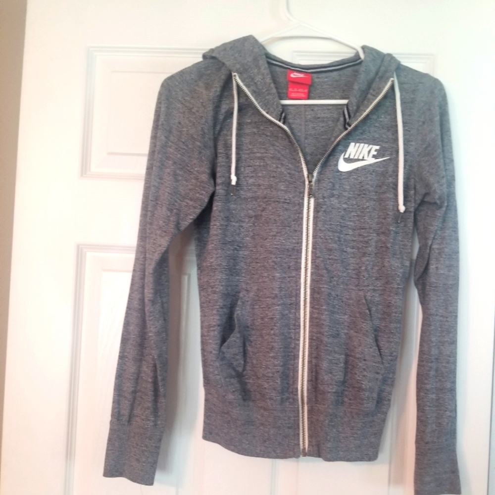 Nike hoodie xs